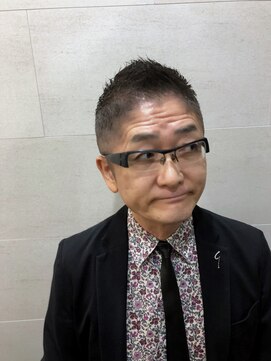 グレイスフル バーバープラチナム 六本木店(Graceful Barber platinum) スーツにも似合うビジカジボウズ黒髪◎白髪にも!
