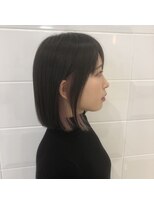 ゼル イオンタウン名西(ZELE) インナーカラーピンク　ワンレンボブ