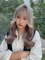 インク サカエ(inq sakae)&nbsp;韓国/ブリーチ/ホワイト/ヨシンモリ/レイヤーカット/小顔