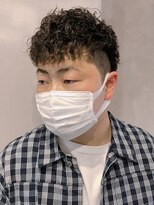 フランクスバーバーリザーブ 人形町店(FRANK’S BARBER RESERVE) オシャレパーマスタイル y