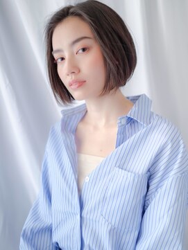 グロウ バイ グラフィー(GLOW by Graphy) クールボブ　センターパートボブ