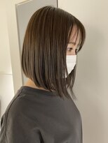 ラベストオイケ(LOVEST OIKE)&nbsp;少し暗めの透明感グレージュのナチュラルボブ