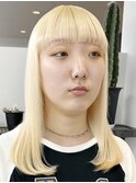 ホワイトブロンド[新宿駅グレーベージュ/レイヤーロング/黒髪]