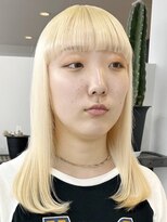 ウィコ 新宿(WICO)&nbsp;ホワイトブロンド[新宿駅グレーベージュ/レイヤーロング/黒髪]