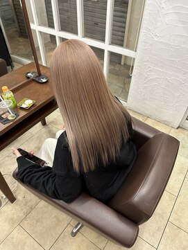 ラブリッシュ(LOVERICHE) 明るいミルクティーベージュ【本田】