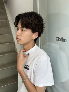 クロト(Clotho) センターパート/波巻きツイストスパイラルメンズカットパーマ