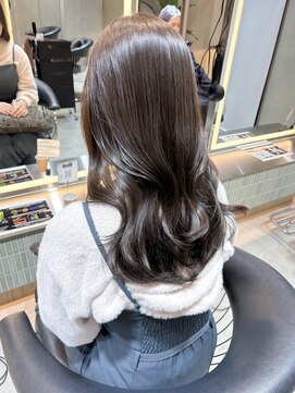 ロンドクロエ 横浜(Lond Chloe) 冬にピッタリ！暗めの透明感カラー♪