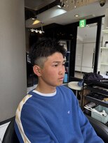 アイズ 海老名(AIZU) アップバング スパイキーショート フェードカット 海老名