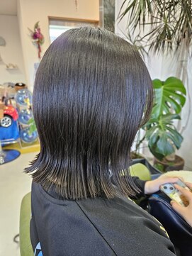 エストレーラ 外ハネ ミディアム