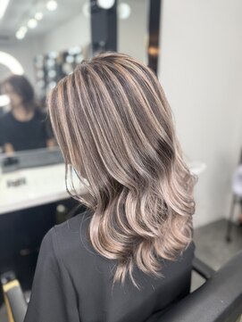 ロズクリア(Roz clear) バレイヤージュ