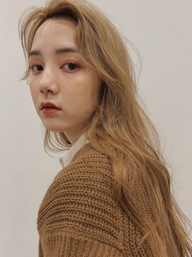 エイチ 梅田(H) ショートカットショートボブショートヘアミルクティーベージュ