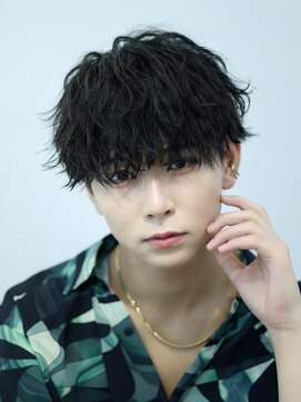 リップス 横浜(LIPPS) ツイスパクロスバング