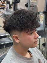 メイン(MENIN)&nbsp;スペインカール/メンズサロン/メンズパーマ/相模大野/町田/眉毛