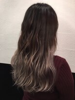 ヘア イズム 表参道(HAIR ISM)&nbsp;ブラック×ホワイトグラデーション