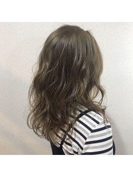 美容室 ルアル 市原市八幡宿店(Luar) 透明感ミントベージュ☆