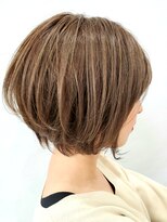 エイムヘアメイク 舟入店 抜け感アッシュゴールド