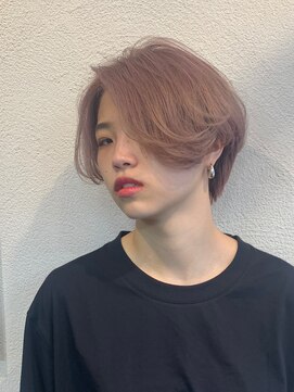 エフ ナカイタバシ(F) センターパートふわふわハンサムショート　　ピンクベージュ