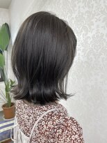 ビューティーサロン コマ(koma)&nbsp;大人☆外ハネボブ×ダークオリーブカラー