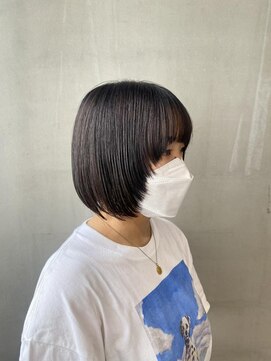 ジェムバイアルテフィーチェ(gem by artefice) 顔まわりレイヤーボブ☆アッシュブラック/アースカラー