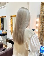 コワファースト  させぼ五番街店(COIFF1RST)&nbsp;ホワイトアッシュ☆