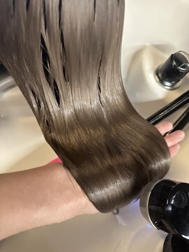 ワイ バイ カラー デザイン(Y by color design) Y式トリートメント