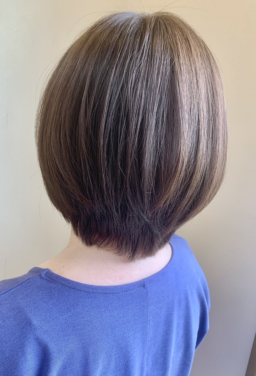ひし形フォルム＊丸みのあるミディアムボブ：L185374872｜ヘアー