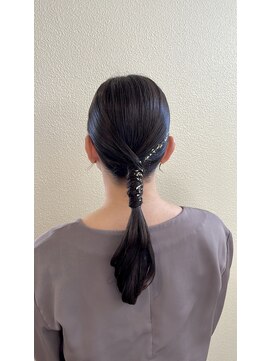 ニカ(nika) タイトな大人の編み下ろし