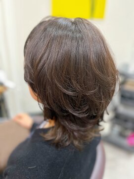 ジラ ヘアアンドメイク(girra HAIR&MAKE) レイヤードボブ