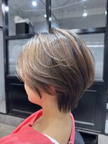 エトラ 渋谷店(etora) 大人丸みショート　ウルフ　くびれ