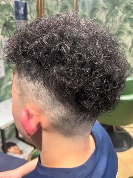 マドゥーズ ヘアショップ(Madoo's hair shop) メンズブロックパーマ