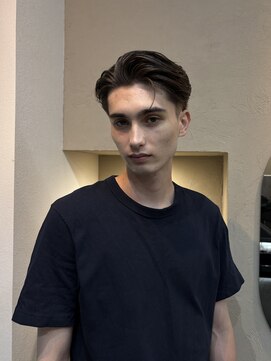 スタンド 博多(STAND) 刈り上げセンターパート