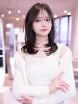 イルハバナ 渋谷(ill HAVANA)&nbsp;抜け感シースルーバング×大人かわいいミディヘア
