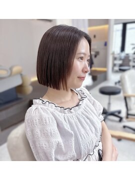 アイドットプラス 札幌大通り(i.+ODORI) 顎ライン小顔プツっとボブヘア