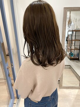 メルト 吉祥寺(melt) [高塚栞里]大人ミディアムレイヤーくすみカラーオリーブベージュ