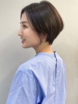 サーカス バイ ビュートリアム 青山(CIRCUS by BEAUTRIUM) 30代40代50代前髪なしショート　耳かけショート　表参道　小顔