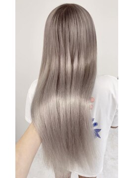 シャイル(CHAiL) ホワイトベージュ