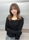 肌馴染みのいいベージュカラー♪