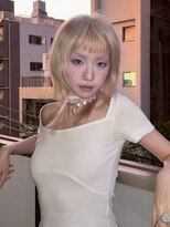 リリック(LYLICK) ホワイトブロンド