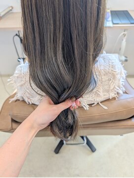 透明感ヘーゼルベージュ