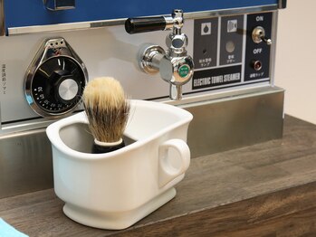 グランツ(GLAN-TS)の写真/「今までにない感覚」のシェービングが好評◎第一印象を左右する「顔周り」を整え、清潔感溢れる表情へ。