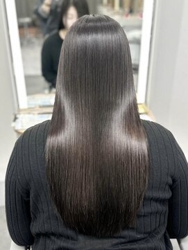 エルサ(Elsa) 【Elsa元町・三宮】高濃度水素弱酸性縮毛矯正