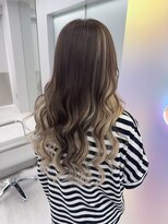 ブランシスヘアー(Bulansis Hair)&nbsp;アンブレラカラーロングスタイル