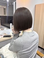 フォト 新宿三丁目(foto)&nbsp;顎ライン切りっぱなしボブ