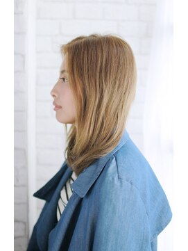 フォーハウス プラスエヌ(FOURHAUS +n) 20代30代40代　ワンカール内巻きロブ【草津】