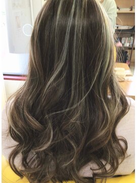 クエスト(QUEST) 垢抜けハイライトロング♪