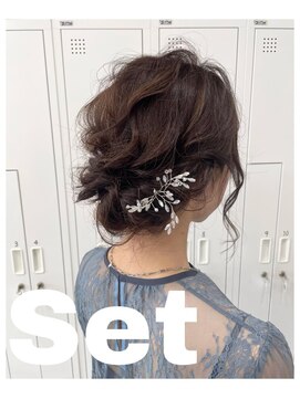 ビューティーサロン ガーデン(beauty salon garden) 暑い夏でも崩れにくい！シニヨンアレンジ