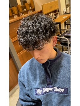 ジェットブラックキューサンロク(JET BLACK 936) プードルパーマ