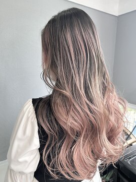 ロイオブジゼル(roi of GiseL) ピンク　バレイヤージュ　ハイトーン　ブリーチカラー