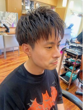 かっとはうすウィズ(With） 束感がオシャレな爽やかツーブロックスタイル！！