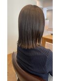 切りっぱなしボブ×ベージュ